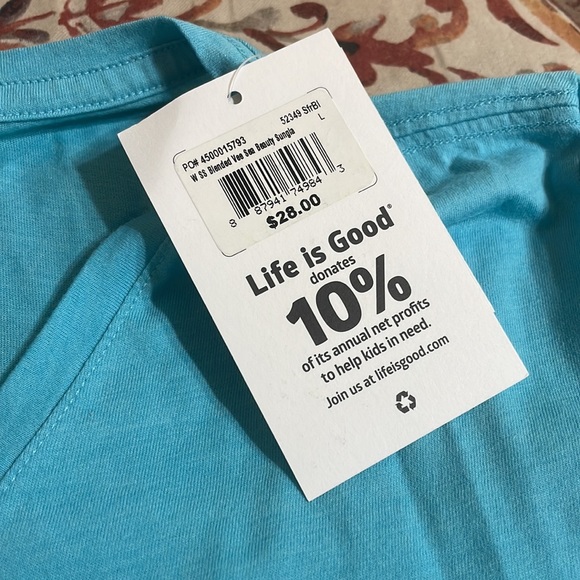 Life is Good “Sea the Beauty” V neck - Picture 2 of 2